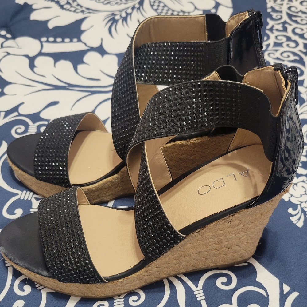 Womens sandals